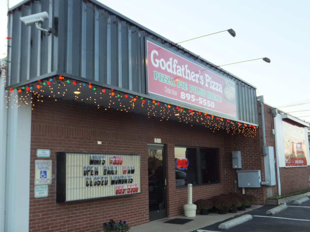 GODFATHERS PIZZA Updated September 2024 1010 E Broad Ave