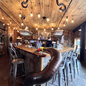 Tidewater Taphouse - Bar! - New American Near Me - Seward, Alaska Tidewater Taphouse - Bar! - New American Near Me - Seward, Alaska