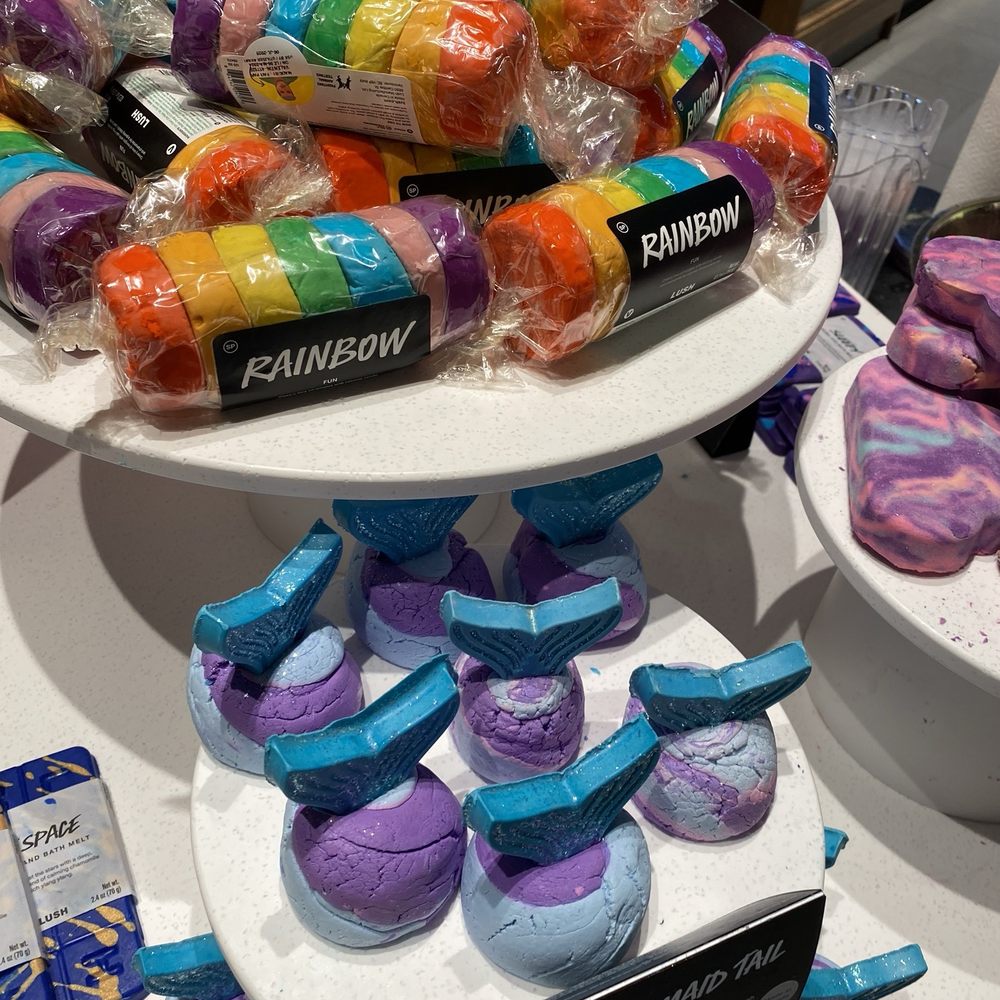 Lush - Cosmetics & Beauty Supply Near Me - Ontario, California