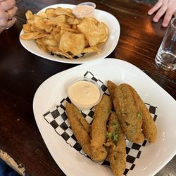 YellowBelly Brewery - Kettle chips and fried pickles