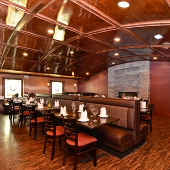 Comfort Inn & Suites Plattsburgh - Morrisonville - Plattsburgh Brewing Company (Dining Room) - Hotels Near Me - Plattsburgh, New York Comfort Inn & Suites Plattsburgh - Morrisonville - Plattsburgh Brewing Company (Dining Room) - Hotels Near Me - Plattsburgh, New York