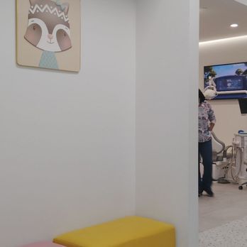 Windmill Pediatric Dentistry - Entrance of dental area is very spacious and clean organized! - Pediatric Dentists Near Me - Enterprise, Nevada Windmill Pediatric Dentistry - Entrance of dental area is very spacious and clean organized! - Pediatric Dentists Near Me - Enterprise, Nevada