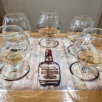 Maker's Mark Distillery - Great tasting selection - Tours Near Me - Loretto, Kentucky