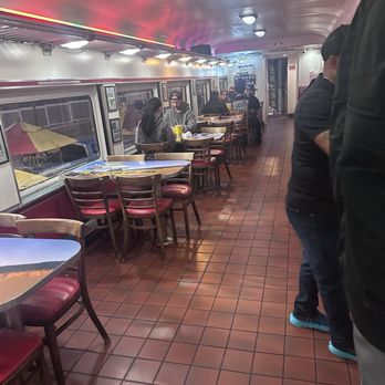 Carneys - Inside - Burgers Near Me - Los Angeles, California Carneys - Inside - Burgers Near Me - Los Angeles, California