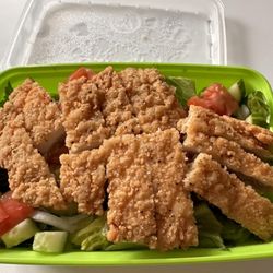Wahlburgers - ALMA'S HOUSE SALAD topped with chicken