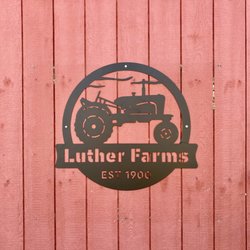 Luther’s Farm - Barn
