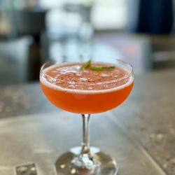 Strawberry Gin Smash