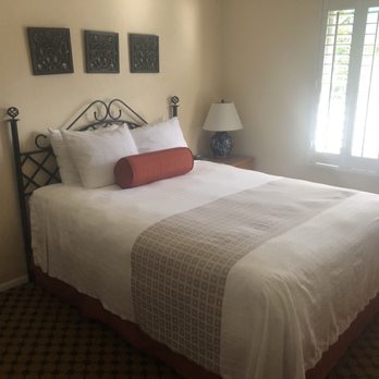The Eagle Inn - As soon as you enter this standard room, this is what you see. - Hotels Near Me - Santa Barbara, California