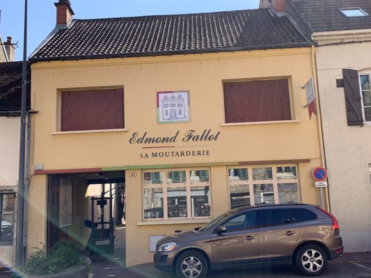 La Moutarderie Fallot - Boutique Atelier Dijon by null