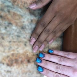 Majestic Nails - Let show our friendship some love