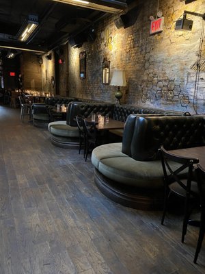 Bee's Knees & Honey Lounge by null