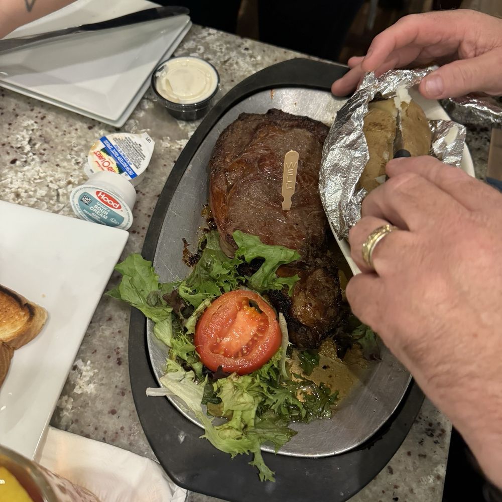 Pirate's Cove Restaurant - Prime rib special - Seafood Near Me - Chesapeake, Virginia Pirate's Cove Restaurant - Prime rib special - Seafood Near Me - Chesapeake, Virginia