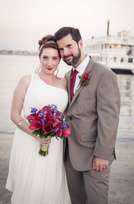 Mobile Hair Styling and Makeup Artistry by Heather Weisman Logo