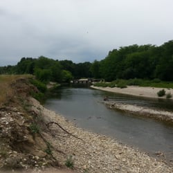 Chercheur d'Or - Point de vue sur une plage aurifère le long de la cèze
