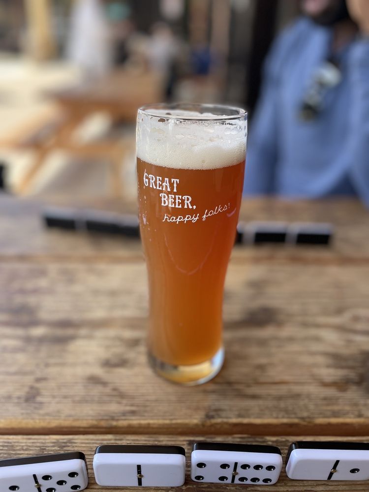 Locavore Beer Works Logo