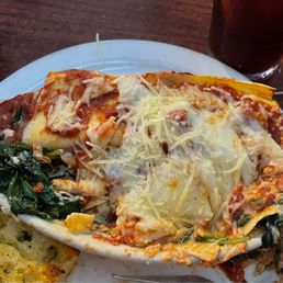 Spinach manicotti Spinach manicotti