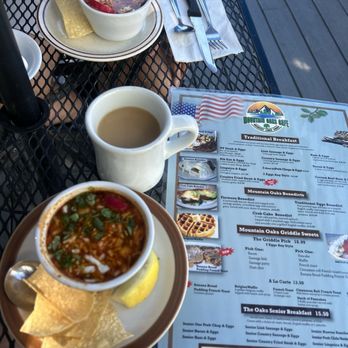 Mountain Oaks Cafe - Pozole to try - American Near Me - Oakhurst, California