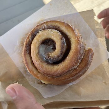 Bakery San Juan - Cinnamon Roll - Bakeries Near Me - Friday Harbor, Washington