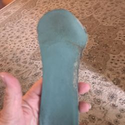 Vic's Shoe Repair - Before