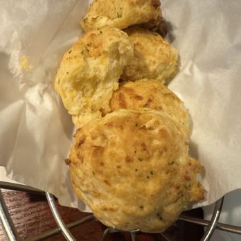Red Lobster - Endless Soup, Salad & Cheddar Bay Biscuits - Seafood Near Me - Ontario, California