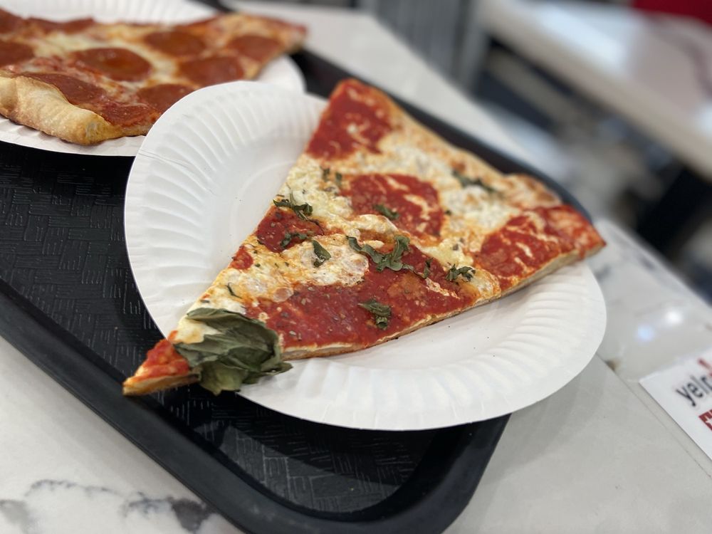 Food from Andiamo Pizza