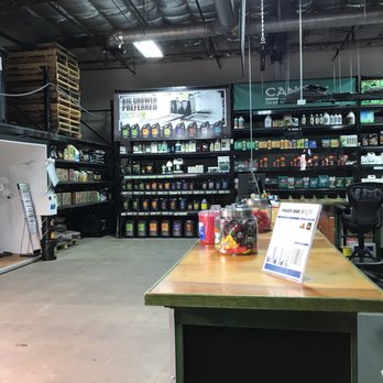 Greencoast Hydroponics Closed 28 Reviews Nurseries Gardening 3865 Grand View Blvd Mar Vista Los Angeles Ca Phone Number Yelp
