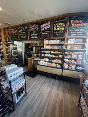 The Oaks Gourmet Market & Cafe by null