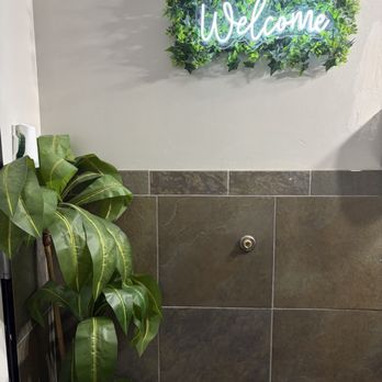 Ocho Rios Jerk Spot - Restroom - Caribbean Near Me - Goodyear, Arizona Ocho Rios Jerk Spot - Restroom - Caribbean Near Me - Goodyear, Arizona