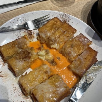 Cafe De Hong Kong - molten salted egg yolk toast - Hong Kong Style Cafe Near Me - Markham, Ontario