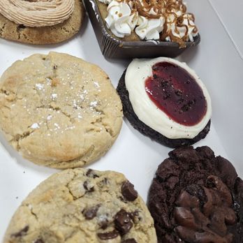 Crumbl Cookies - Bakeries Near Me - Boise, Idaho Crumbl Cookies - Bakeries Near Me - Boise, Idaho