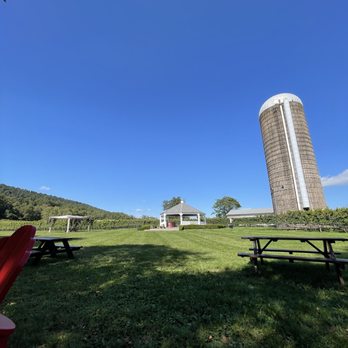 Doukenie Winery - View of the vineyard, gazebo, and silo - Wineries Near Me - Purcellville, Virginia Doukenie Winery - View of the vineyard, gazebo, and silo - Wineries Near Me - Purcellville, Virginia
