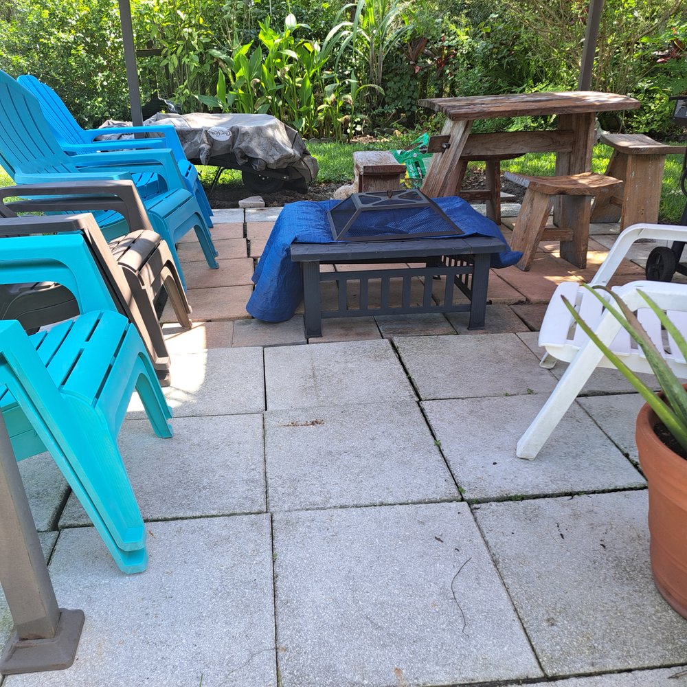 Slide of Ecorestore Roof and Exterior Cleaning