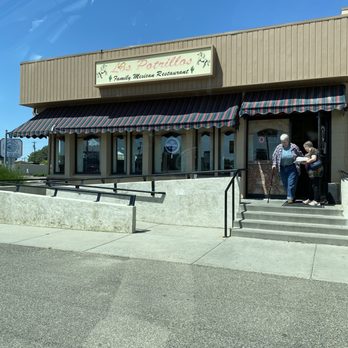 Los Potrillos - Outside view of the building. - Mexican Near Me - Ontario, Oregon