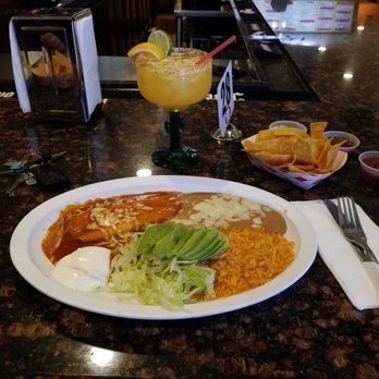 El Bramido - Mmmmm, mmmmm, mmmm!!! Soooo good!!! Kickin' it with my homegirls... - Mexican Near Me - Sacramento, California El Bramido - Mmmmm, mmmmm, mmmm!!! Soooo good!!! Kickin' it with my homegirls... - Mexican Near Me - Sacramento, California