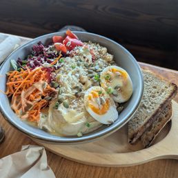 Fresh Grain Bowl Salad