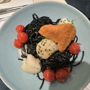Peixola - Black squid pasta with scallops - Seafood Near Me - Lisbon, 11