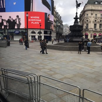 Piccadilly Circus - Landmarks & Historical Buildings Near Me - London, XGL