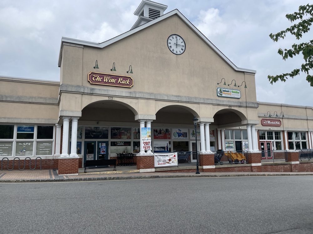 THE WINE RACK Updated August 2024 572A Allen Rd, Basking Ridge, New Jersey Beer, Wine