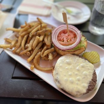 Rí Rá - Pub Burger - Irish Pub Near Me - Burlington, Vermont Rí Rá - Pub Burger - Irish Pub Near Me - Burlington, Vermont