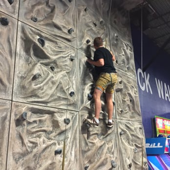 Off the Wall Gamezone - Amusement Parks Near Me - Coconut Creek, Florida