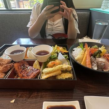 Fuji Sushi - Bento box, and chirashi bowl - Sushi Bars Near Me - Seattle, Washington