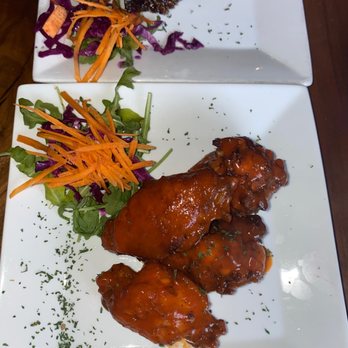 Hush Restaurant & Lounge - Buffalo Chicken Wings - Lounges Near Me - Elmont, New York