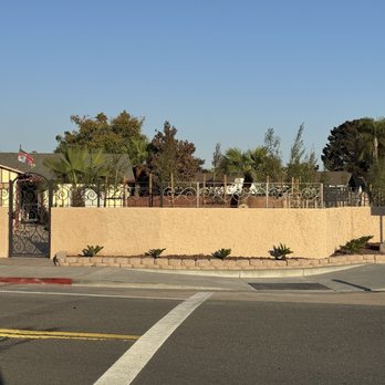 Neza Iron Works - Iron fencing on top of all - Fences & Gates Near Me - Oakland, California Neza Iron Works - Iron fencing on top of all - Fences & Gates Near Me - Oakland, California