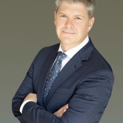 Anderson Family And Cosmetic Dentistry - Dr. Richard O'Braitis
Cosmetic and Implant Dentist. Make your smile happen today. Creating the smile you have always wanted and deserved.