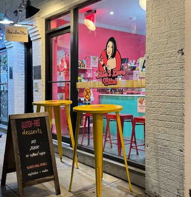 Elisa's Love Bites by null