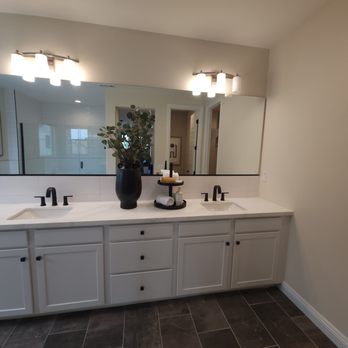 Green Bee Construction - Bathroom Clean and Simple - General Contractors Near Me - Grass Valley, California Green Bee Construction - Bathroom Clean and Simple - General Contractors Near Me - Grass Valley, California