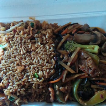 China Ling - Beef in garlic sauce with chicken fried rice. - Chinese Near Me - Chicago, Illinois China Ling - Beef in garlic sauce with chicken fried rice. - Chinese Near Me - Chicago, Illinois