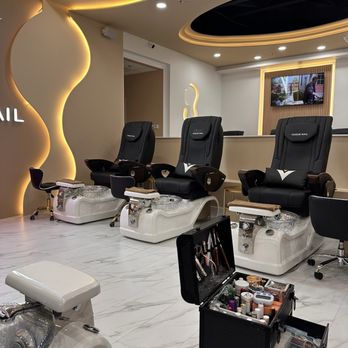 Vogue Nail Bar - Nail Salons Near Me - Dallas, Texas