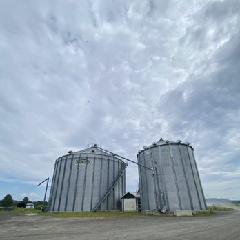 Sunflower Valley Farm - Silos at the farm entrance off the main road - Farms Near Me - New Hampton, New York Sunflower Valley Farm - Silos at the farm entrance off the main road - Farms Near Me - New Hampton, New York
