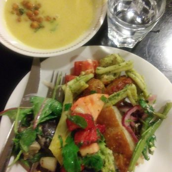Pompier - Round 1 for lunch - Scandinavian Near Me - Helsinki, 18